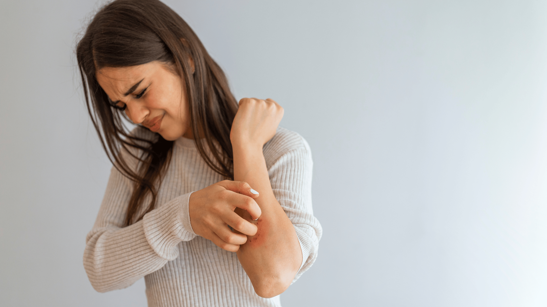 Tratamento de psoríase no Rio de Janeiro com especialistas em dermatologia clínica. Controle os sintomas e cuide da sua pele com segurança e apoio.