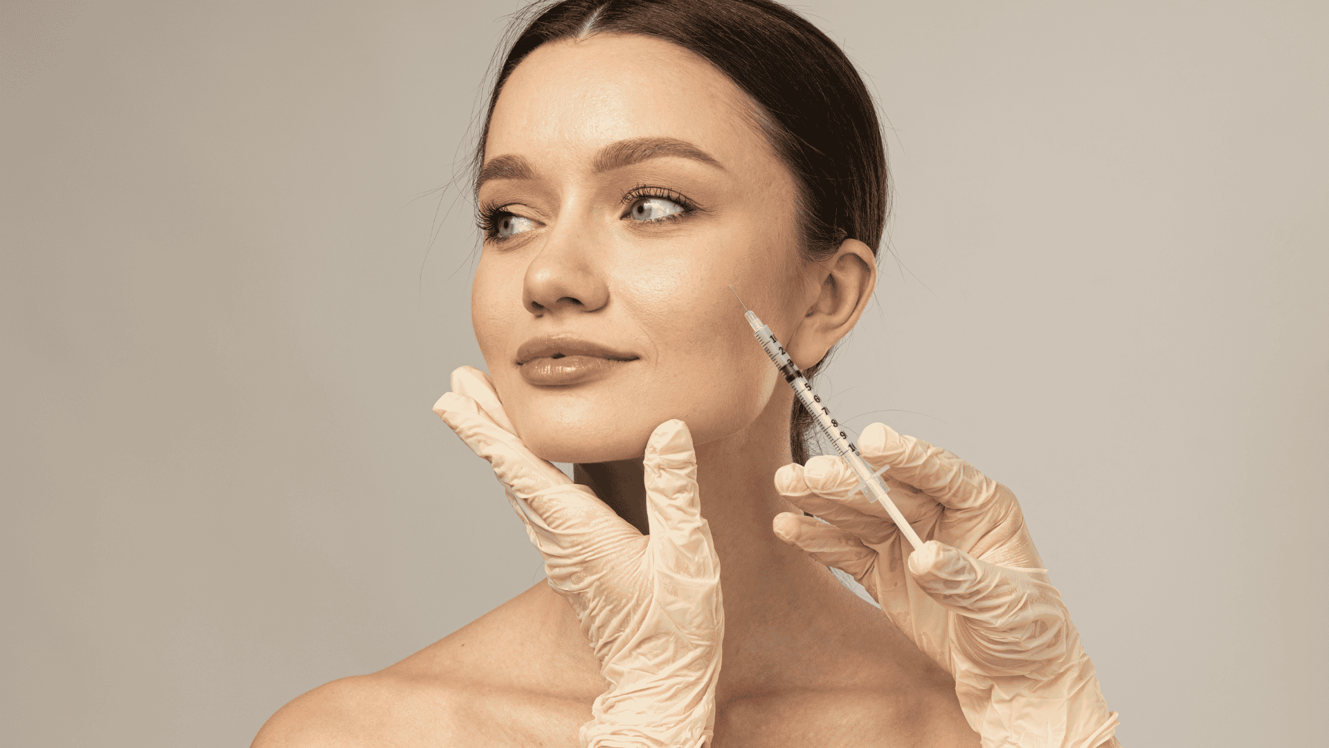 Aplicação de Botox no Rio de Janeiro com resultados naturais. Suavize rugas e linhas de expressão com segurança e estética personalizada.
